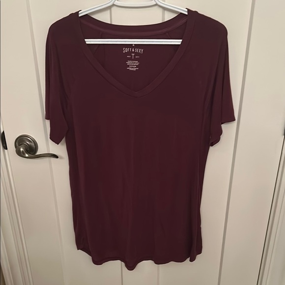 American Eagle Outfitters burgundy, soft and sexy V-Neck Relaxed Tee, size S - Picture 1 of 7